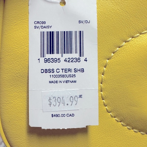 Coach Teri Shoulder bag With Signature Quilting. Silver/Daisy.CR099. Brand new. - Picture 7 of 7